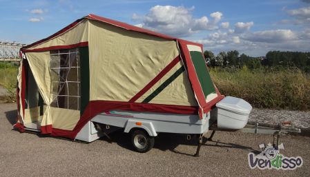 VENDE - Atrelado Tenda