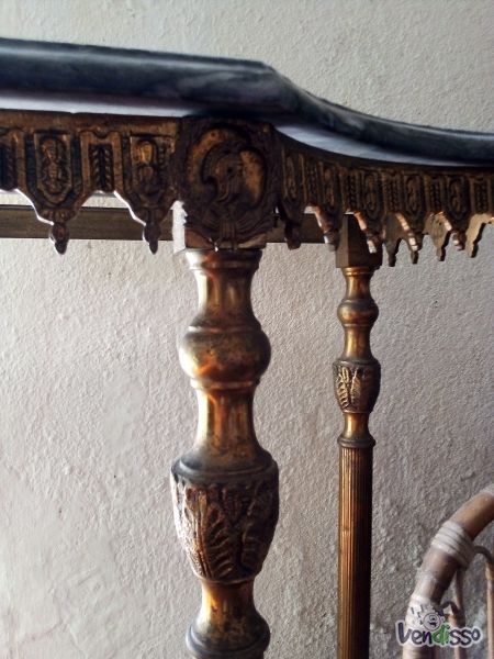 Credencia em bronze e pedra mármore 