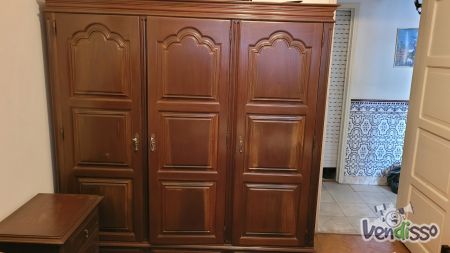 Mobilia de quarto em mogno