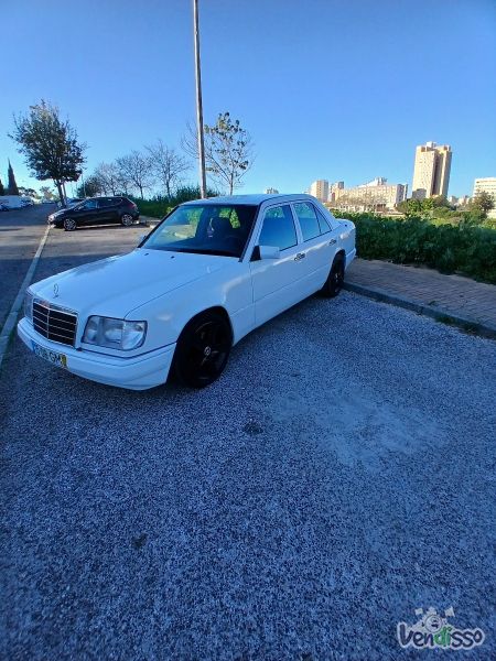 Mercedes benz E 2.5 caixa automática 