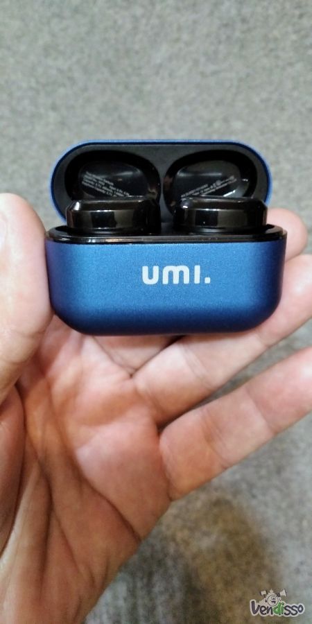 Headphones bluetooth marca UMI novos.