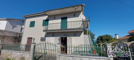 Moradia T4 pronta a habitar em Santa Ovaia, Oliveira do Hospital